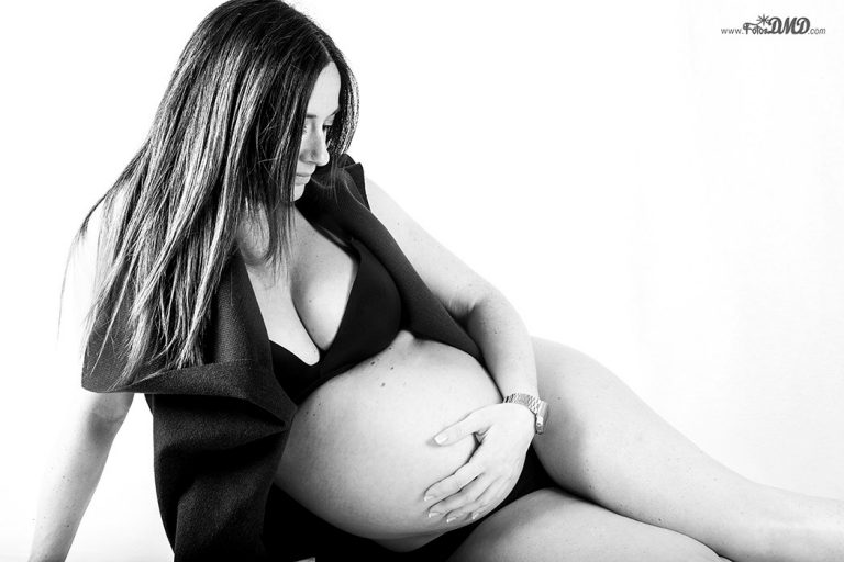 Fotografia de embarazo en estudio
